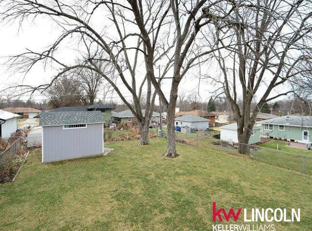 7611 Aylesworth Avenue, Lincoln, NE 68505