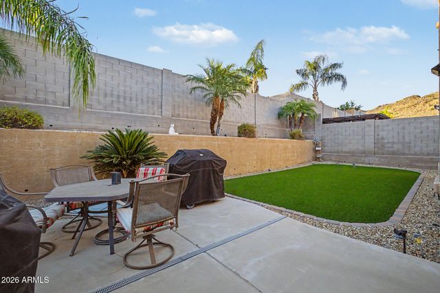 7124 W RED HAWK Drive, Peoria, AZ 85383