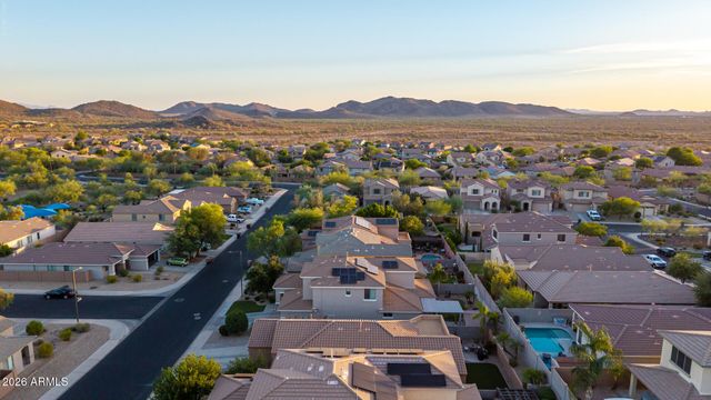 7124 W RED HAWK Drive, Peoria, AZ 85383
