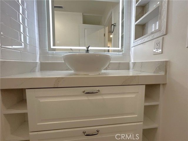 3719 Oak Creek, Ontario, CA 91761