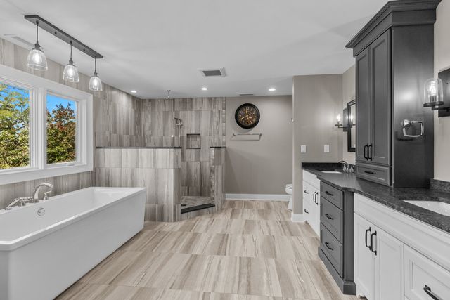 8508 W IL RT 120 W, Bull Valley, IL 60098