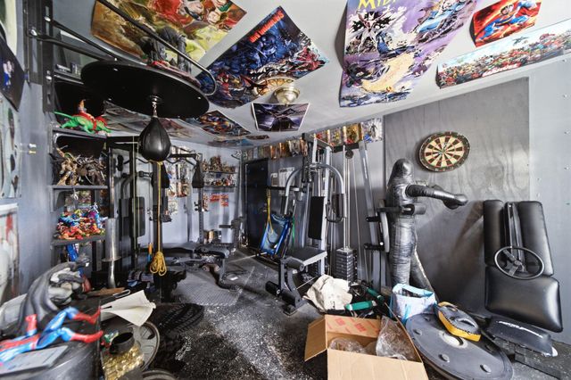 10710 Segrest Drive, Houston, TX 77047