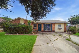 10710 Segrest Drive, Houston, TX 77047