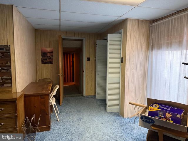 18 E HOWARD ST, Dallastown, PA 17313