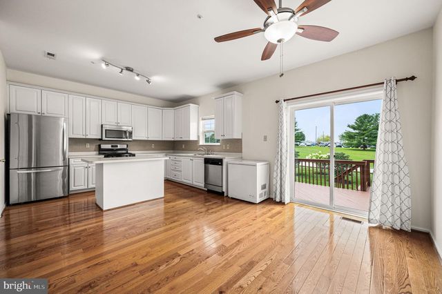 713 WHITETAIL CIR, King Of Prussia, PA 19406