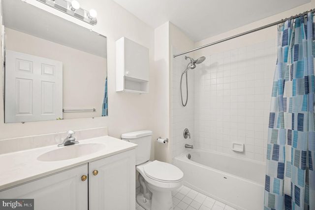 713 WHITETAIL CIR, King Of Prussia, PA 19406