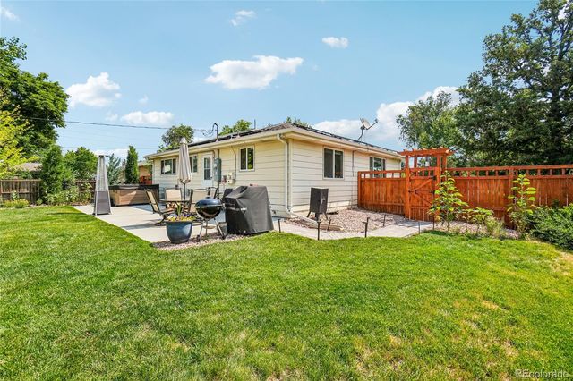 4815 S Logan Street, Englewood, CO 80113