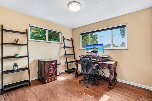 4815 S Logan Street, Englewood, CO 80113