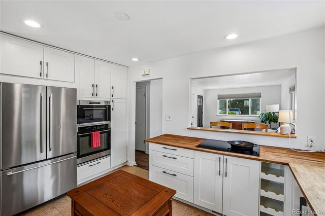 4815 S Logan Street, Englewood, CO 80113