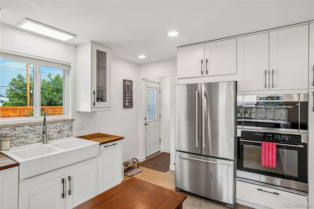 4815 S Logan Street, Englewood, CO 80113