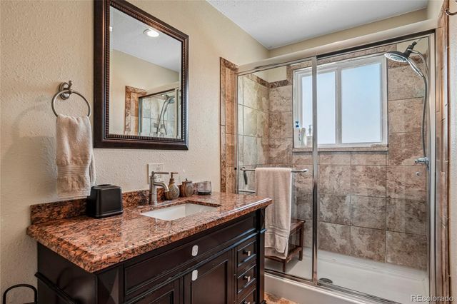 4815 S Logan Street, Englewood, CO 80113