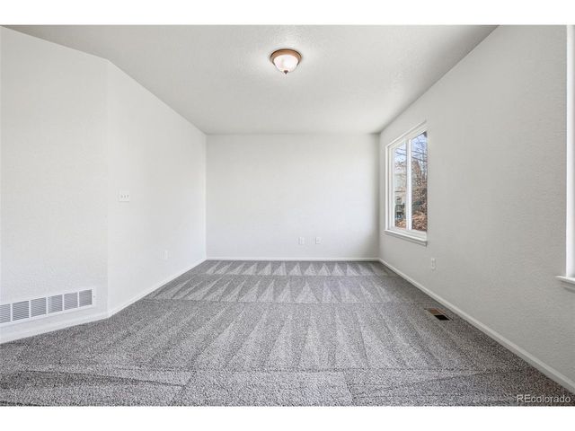 4353 S Himalaya Ct, Aurora, CO 80015