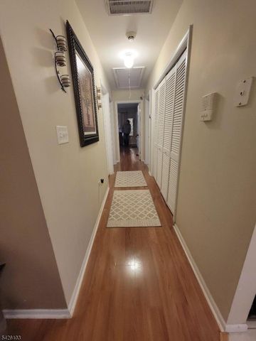 941 Emma St, Elizabeth City, NJ 07201