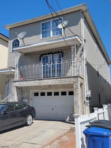 941 Emma St, Elizabeth City, NJ 07201