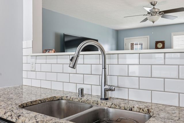 217 Christal Drive, Georgetown, KY 40324