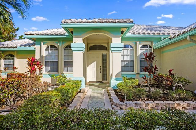 103 Cypress Trace, Royal Palm Beach, FL 33411