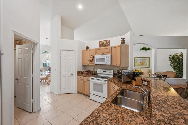 103 Cypress Trace, Royal Palm Beach, FL 33411