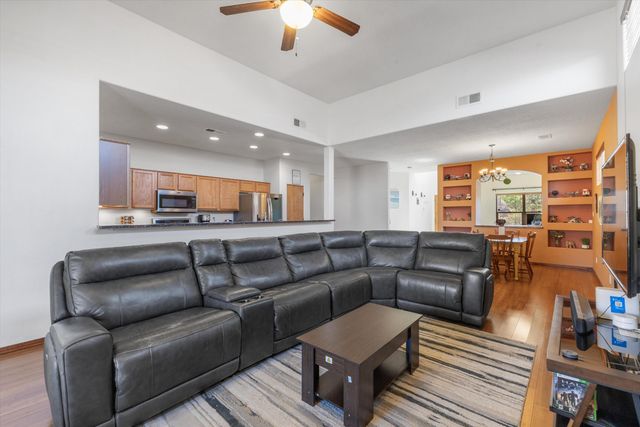 11719 Pocono Road SE, Albuquerque, NM 87123