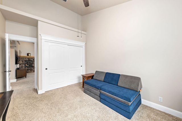 2084 SW Ford Street, Grants Pass, OR 97526