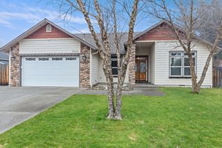2084 SW Ford Street, Grants Pass, OR 97526