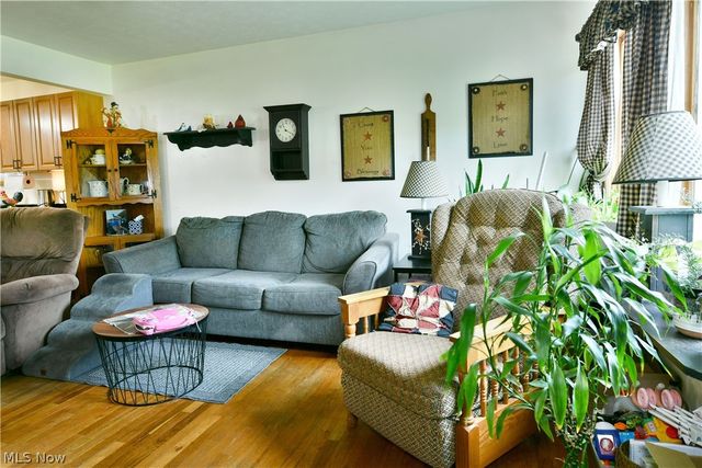 2130 Parkman Road NW, Warren, OH 44485