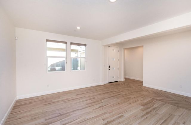 124 Basile Ct, Lincoln, CA 95648