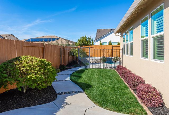 124 Basile Ct, Lincoln, CA 95648