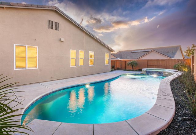 124 Basile Ct, Lincoln, CA 95648