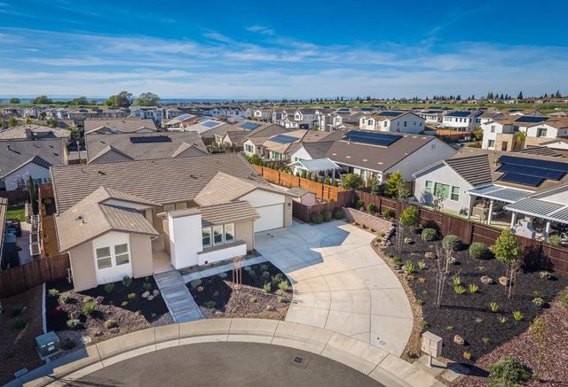 124 Basile Ct, Lincoln, CA 95648
