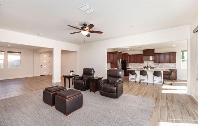 124 Basile Ct, Lincoln, CA 95648