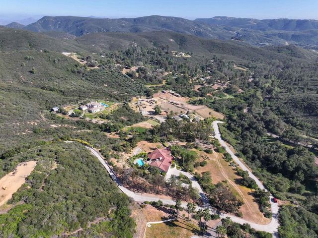 7635 Little Creek Road, San Marcos, CA 92078