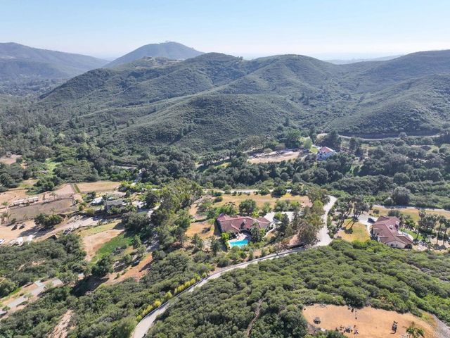 7635 Little Creek Road, San Marcos, CA 92078