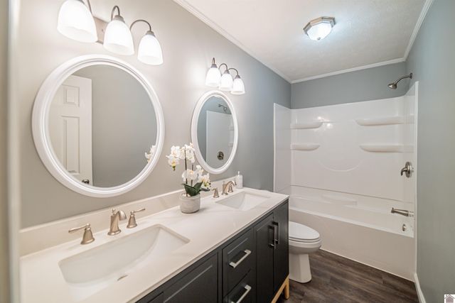 442 Whispering Oaks Loop, Mayfield, KY 42066