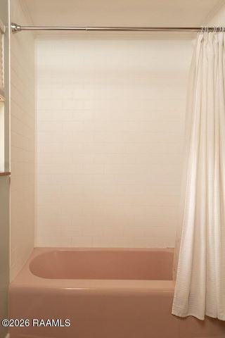 118 S Demanade Boulevard, Lafayette, LA 70503