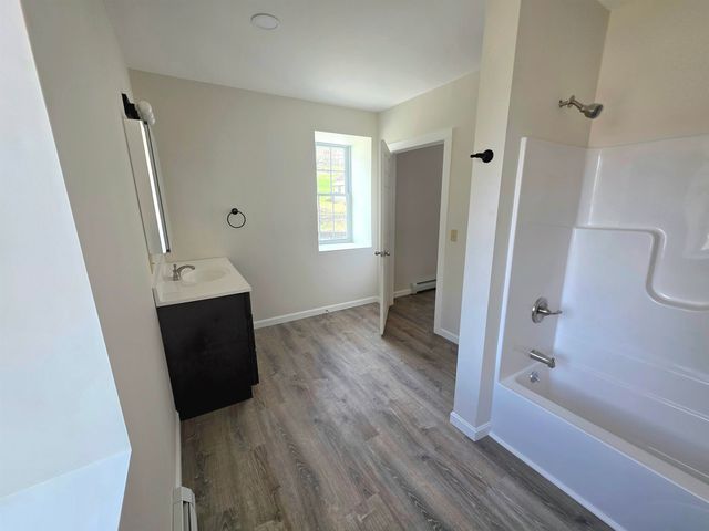 26 Mechanic Street, Winchester, NH 03470