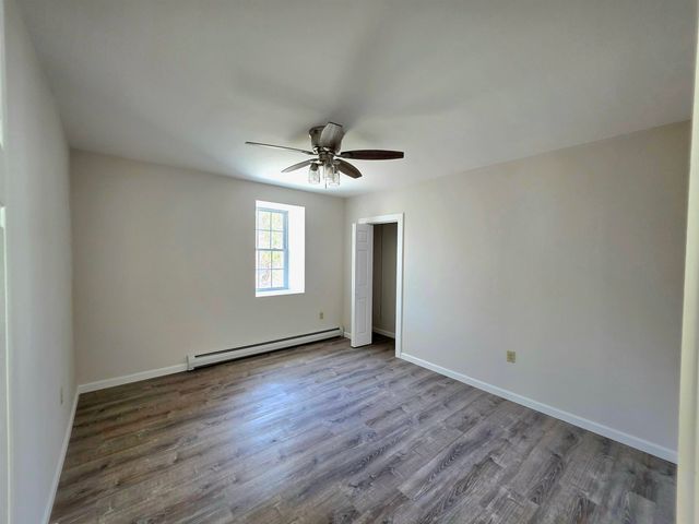 26 Mechanic Street, Winchester, NH 03470