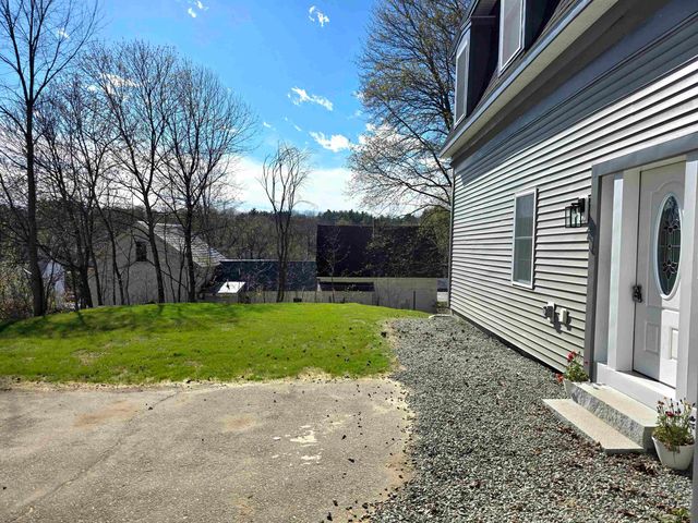 26 Mechanic Street, Winchester, NH 03470