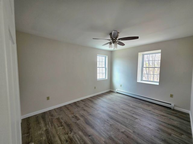 26 Mechanic Street, Winchester, NH 03470