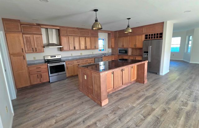 26 Mechanic Street, Winchester, NH 03470