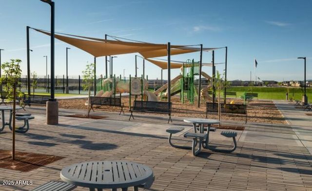 23128 E ROUNDUP Way, Queen Creek, AZ 85142