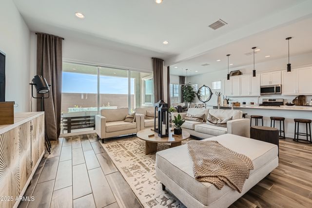 23128 E ROUNDUP Way, Queen Creek, AZ 85142