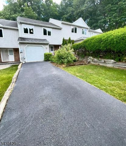 84 Stockton Ct, Parsippany-troy Hills Twp., NJ 07950
