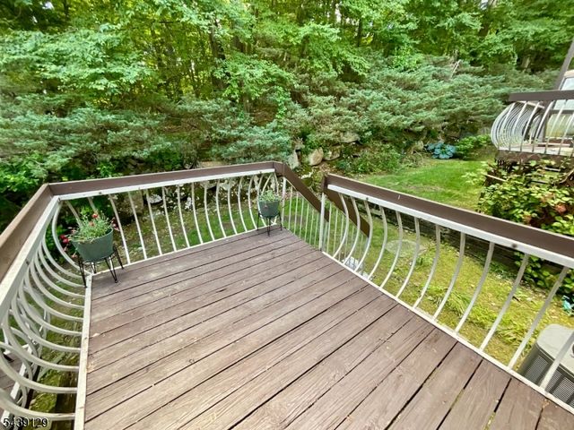 84 Stockton Ct, Parsippany-troy Hills Twp., NJ 07950