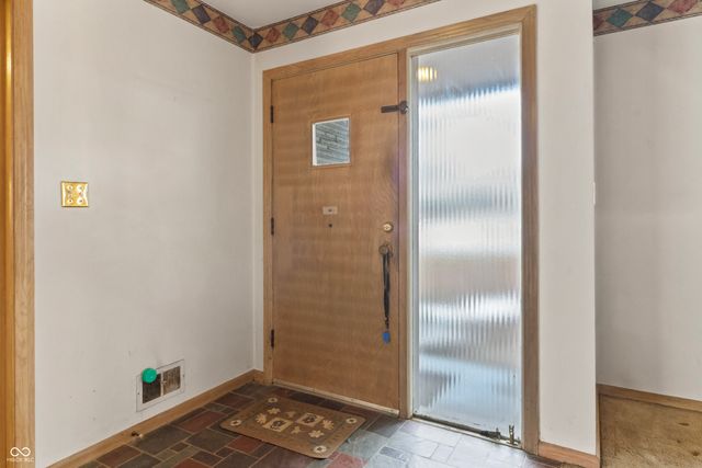 8743 Washington Blvd E Drive, Indianapolis, IN 46240