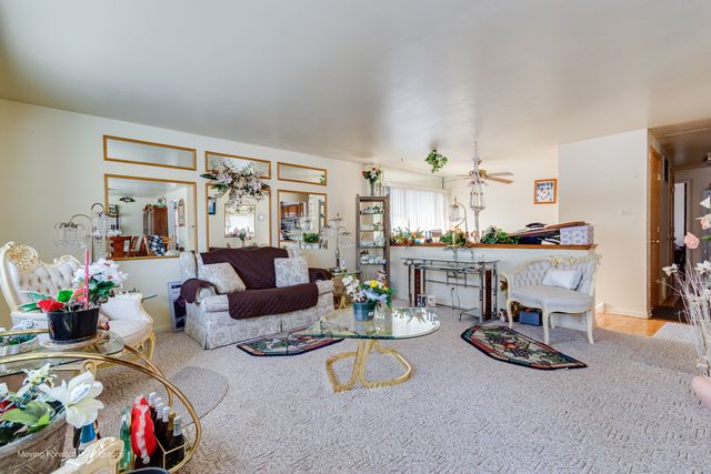 16904 Old Elm Drive, Country Club Hills, IL 60478