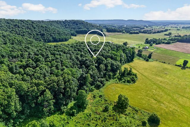 0 Moore Cove Rd, Quebeck, TN 38579