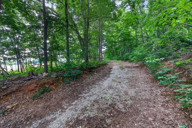 0 Moore Cove Rd, Quebeck, TN 38579
