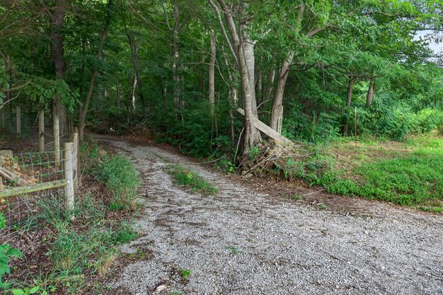 0 Moore Cove Rd, Quebeck, TN 38579