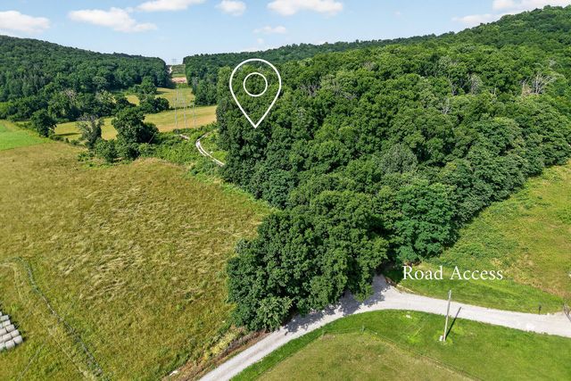 0 Moore Cove Rd, Quebeck, TN 38579