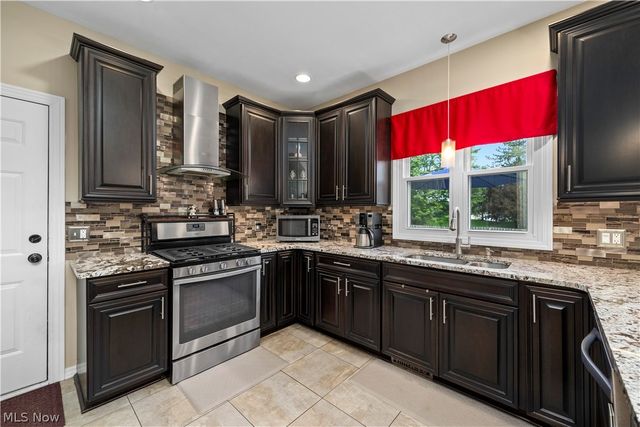 3025 Merino Lane, Twinsburg, OH 44087
